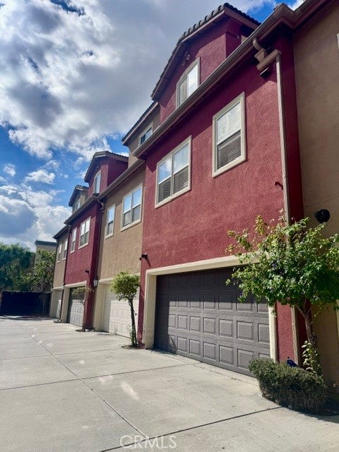 11742 216th, Unit #4 Street 4