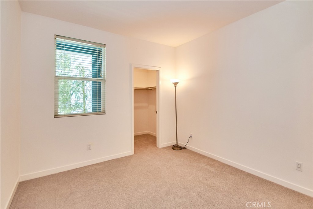 944 N Divino Privado 59