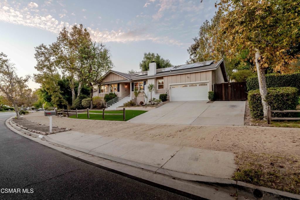 1039 Nonchalant Drive