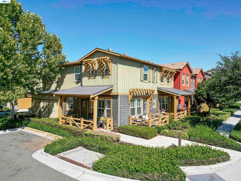 Photo of 454 Persimmon Cmn #14, Livermore, CA 94551 (MLS # 41146361)