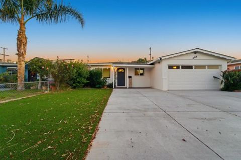 Photo of 204 Santa Rosa Drive, San Jose, CA 95111 (MLS # ML82025493)