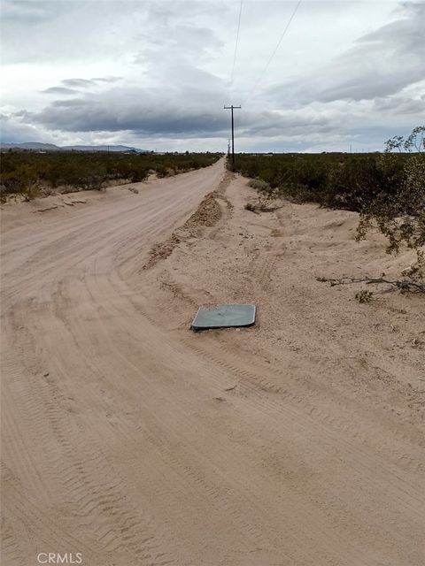 800 Bodick Road Landers CA 92285