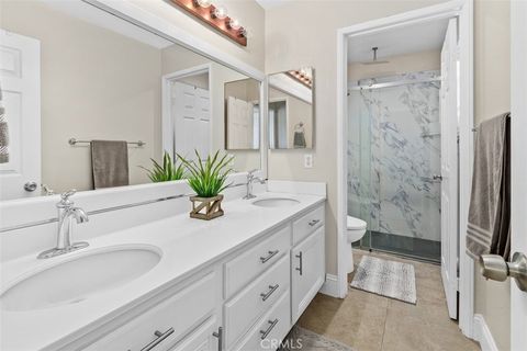 Tiny photo for 32988 Casala Court, Temecula, CA 92592 (MLS # SW26047467)