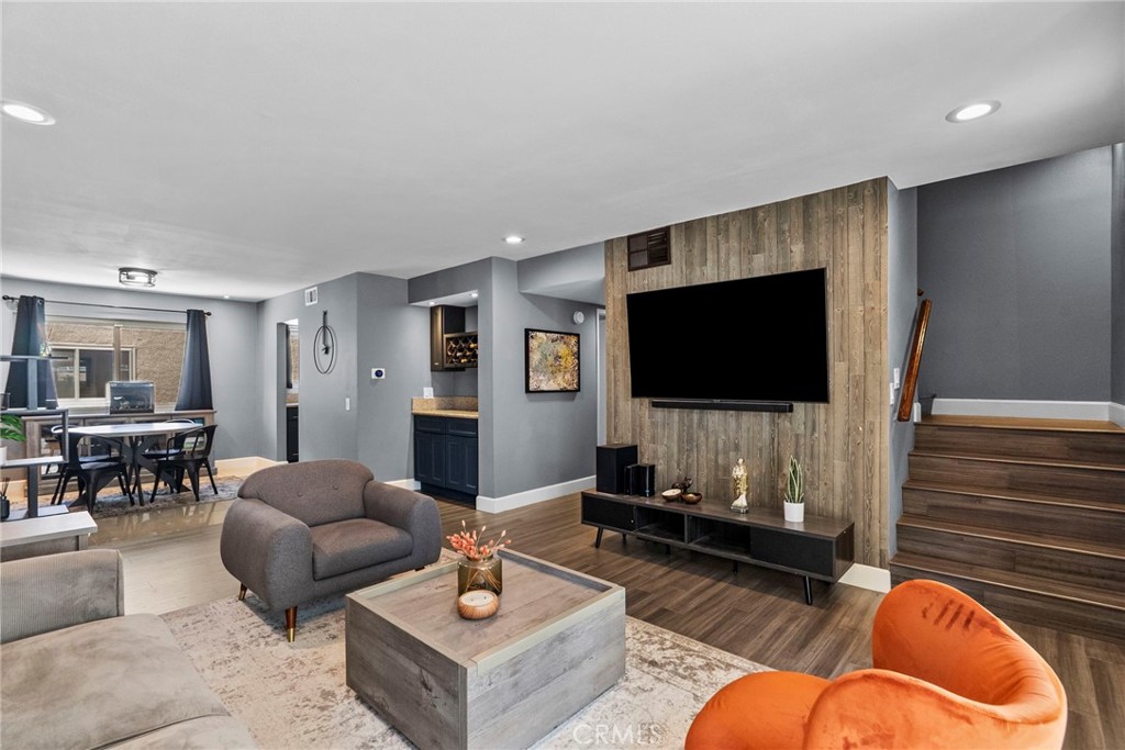 10155 De Soto Avenue 104