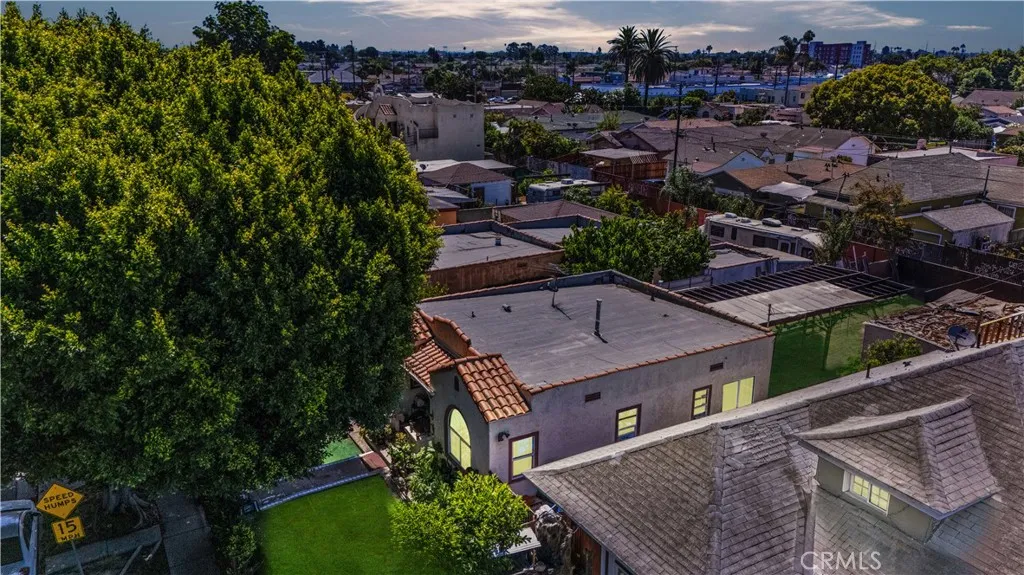 Los Angeles, California 90001, United States, 2 Bedrooms Bedrooms, ,1 BathroomBathrooms,Residential,Active,178655