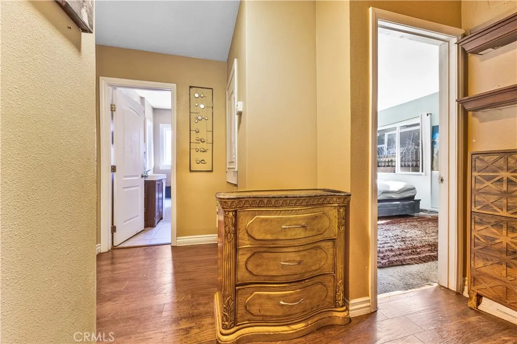 Los Angeles, California 90001, United States, 2 Bedrooms Bedrooms, ,1 BathroomBathrooms,Residential,Active,178655