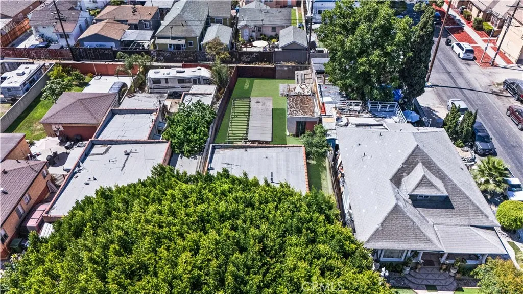 Los Angeles, California 90001, United States, 2 Bedrooms Bedrooms, ,1 BathroomBathrooms,Residential,Active,178655