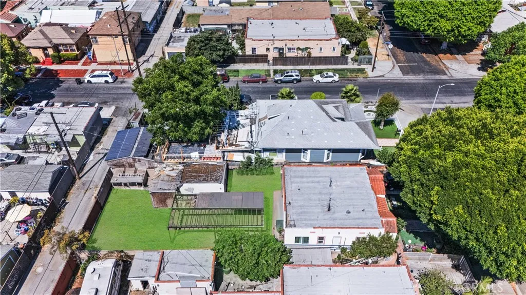 Los Angeles, California 90001, United States, 2 Bedrooms Bedrooms, ,1 BathroomBathrooms,Residential,Active,178655