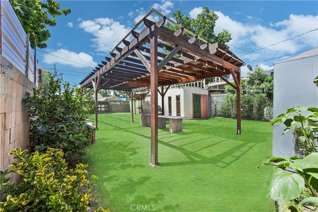 Los Angeles, California 90001, United States, 2 Bedrooms Bedrooms, ,1 BathroomBathrooms,Residential,Active,178655