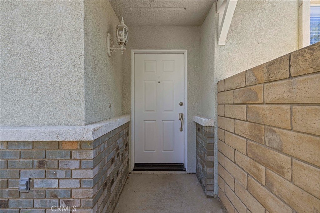 28469 Meadowlark Court