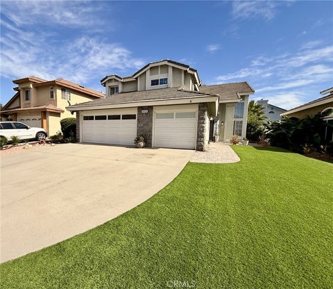Photo of 14235 Remington Court, Fontana, CA 92336 (MLS # IV26225089)