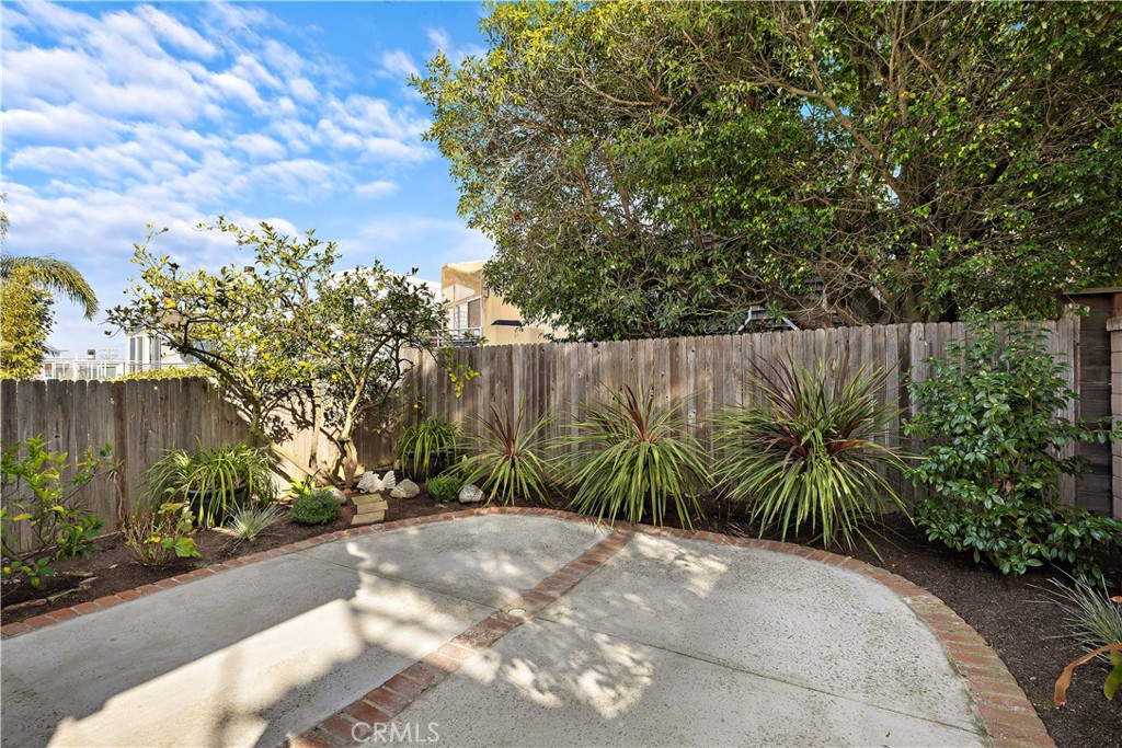 Arch Beach Heights (ABH) - Residential Lease