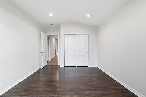 Photo of 8220 Chamberlain Ln, Reseda, CA 91335 (MLS # SR26017793)