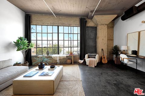 Photo of 1855 Industrial Street #421, Los Angeles, CA 90021 (MLS # 26632473)