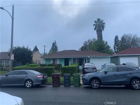 Photo of 705 S Corlett Avenue, Compton, CA 90220 (MLS # DW26001623)