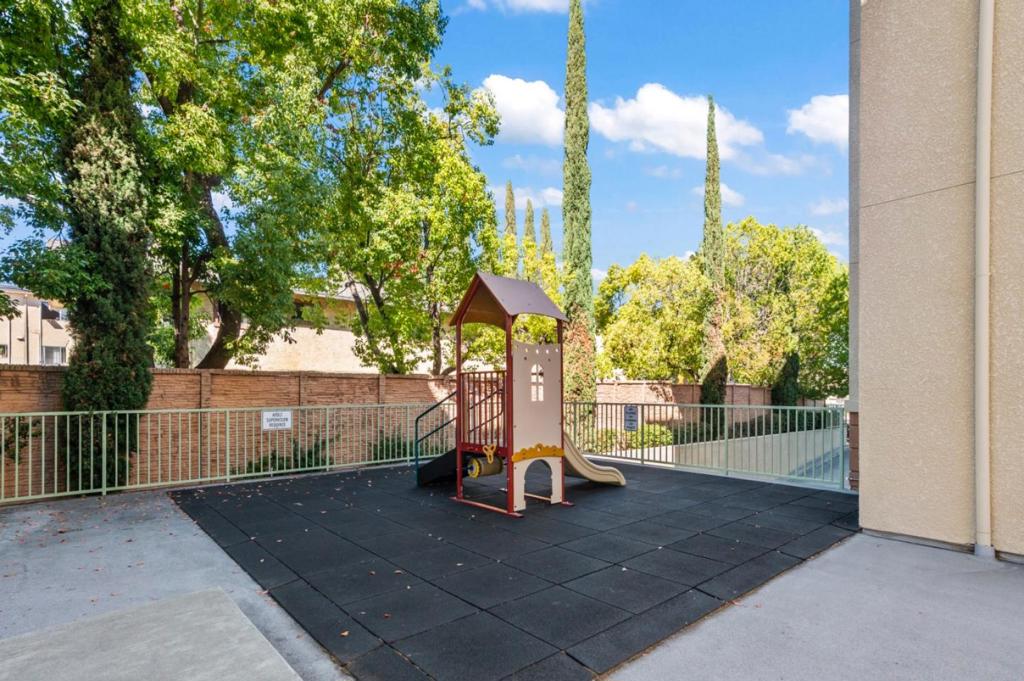 3128 Loma Verde Drive 312
