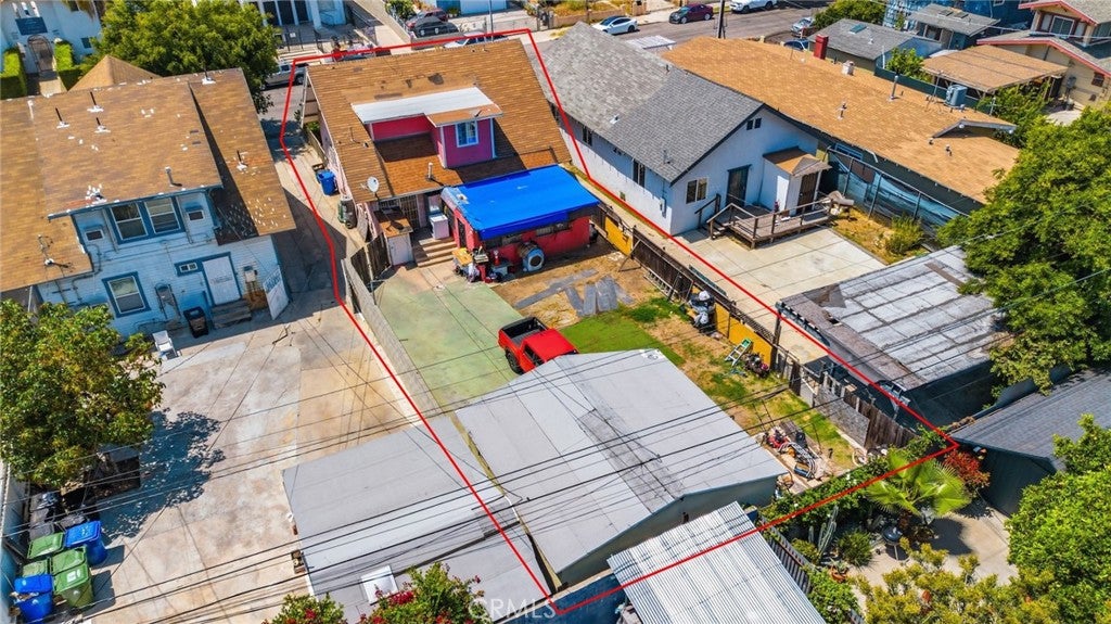2920 Van Buren