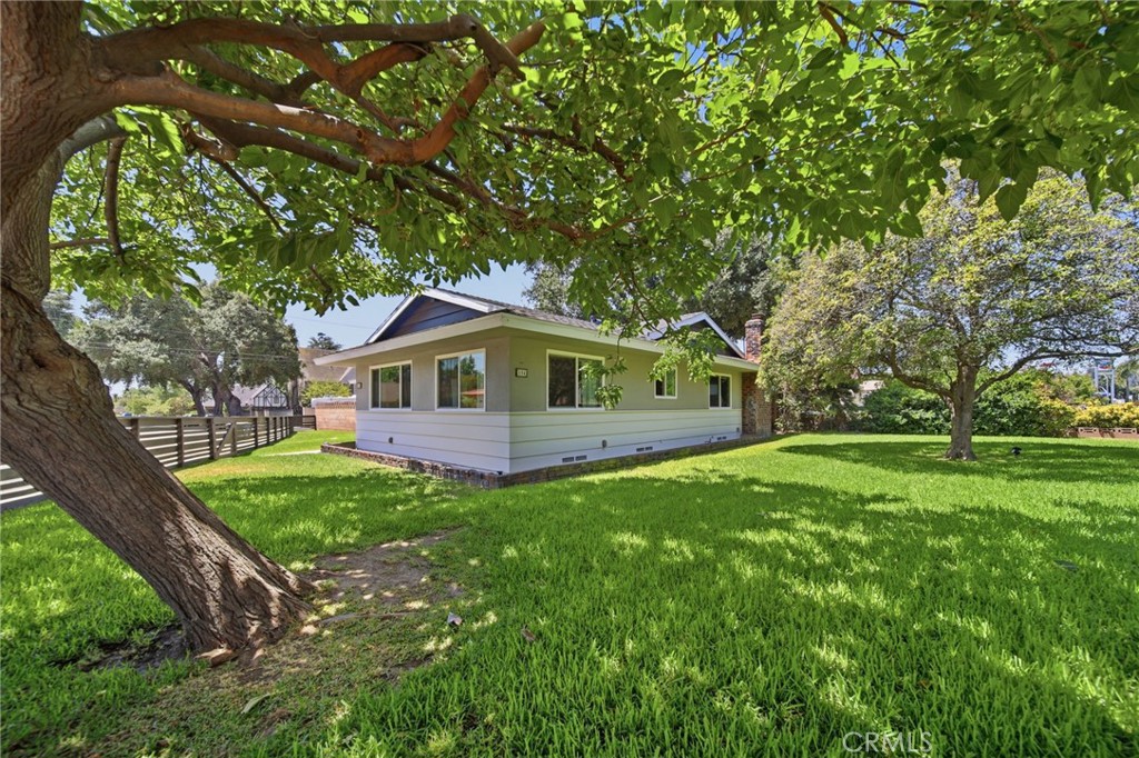 194 Monroe Avenue