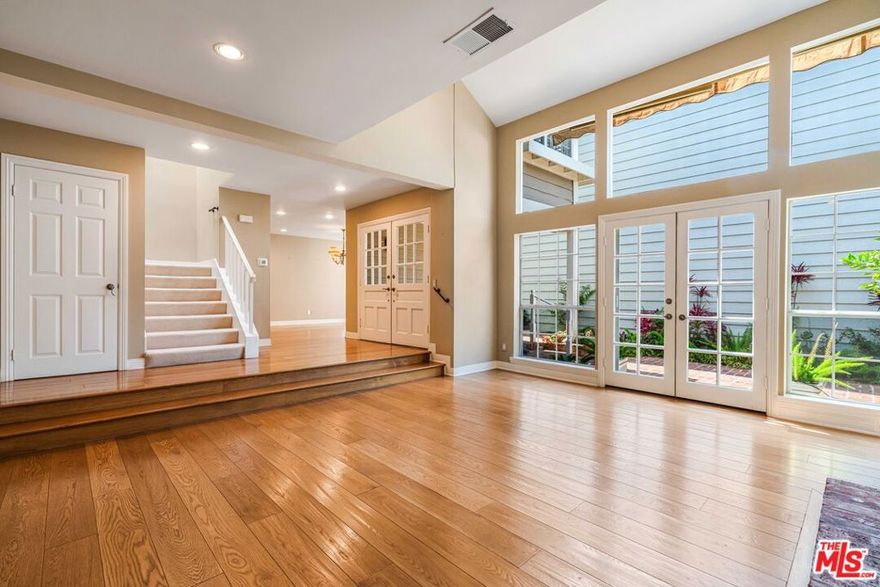 Beautiful patio home located in the desirable Villa Marina East IV community. Step through the charming front patio, featuring classic brick flooring and immaculate landscaping, into a space filled with light and elegance. High vaulted ceilings create a spacious atmosphere, while the living room with fireplace and formal dining area are enhanced by large windows that flood the home with natural light. The updated kitchen offers stainless steel appliances and opens directly to the patio, perfect for indoor-outdoor living. The massive primary suite features a walk-in closet and a luxurious en-suite bathroom with a separate shower, soaking tub, and dual vanity. Upstairs, the hallway includes two convenient pull-out beds for guests. The second bedroom, located down the hall, offers generous space with ample closet storage and the convenience of its own en-suite bath. Additional features include a 2-car garage and access to exceptional community amenities, including pools, spa, tennis courts, and 24-hour gated security. Close proximity to shops, restaurants, Playa Vista, freeway access, and so much more!