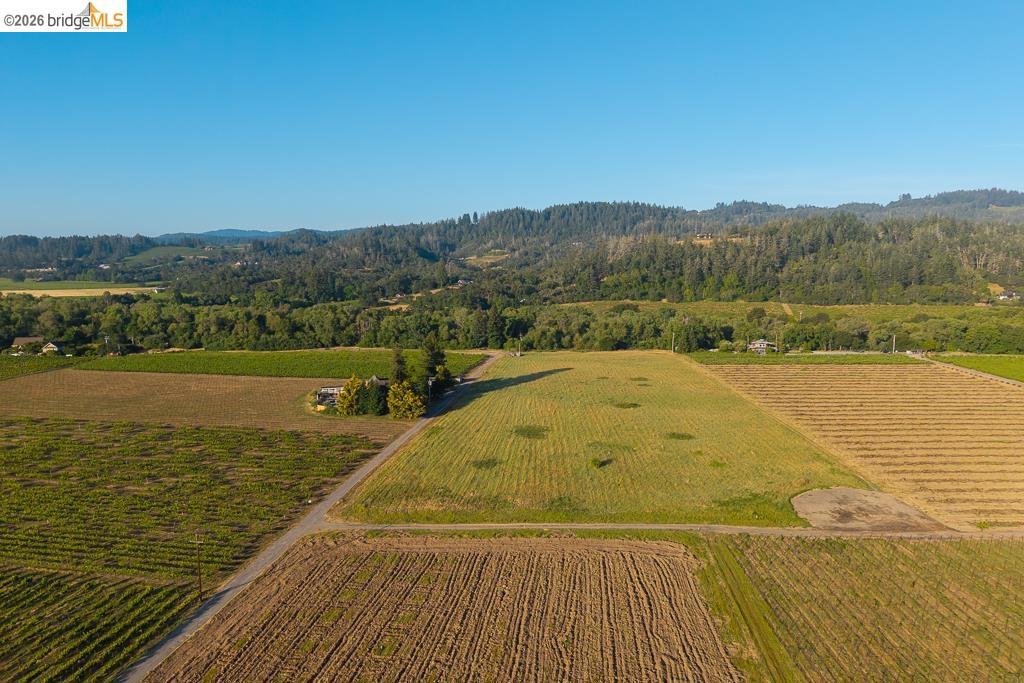 838 Dry Creek