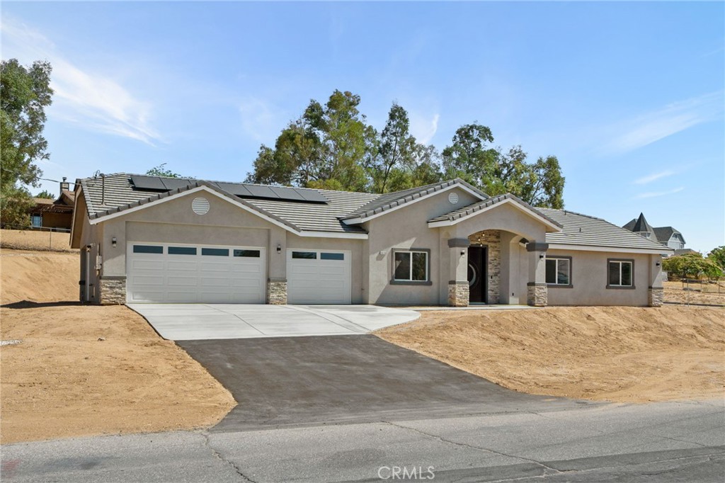 18756 Centennial Street