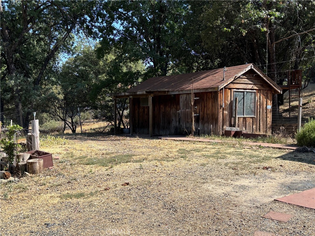 5615 Silver Strand Fall