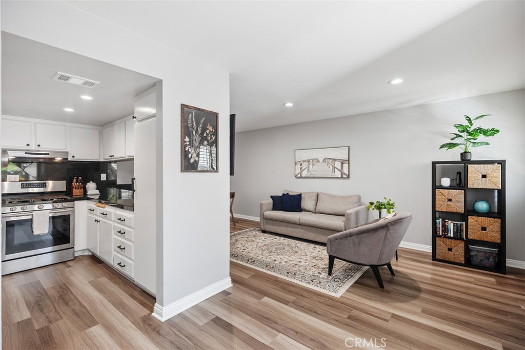 28201 Sorrento 115