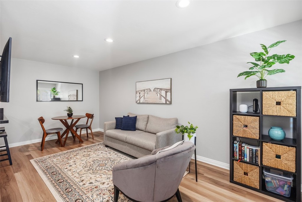 28201 Sorrento 115