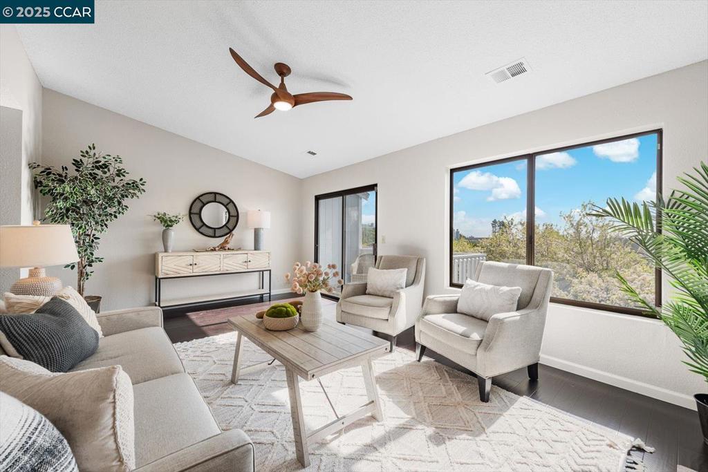 THE TERRACES - Residential