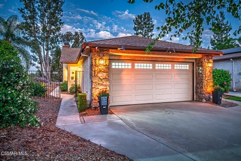 Photo of 14678 Loyola Place, Moorpark, CA 93021 (MLS # 226003026)