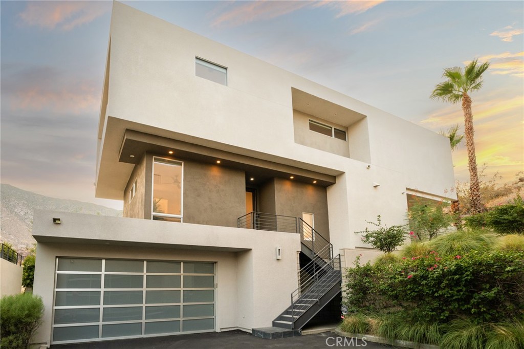 Palm Canyon (60040) - Residential
