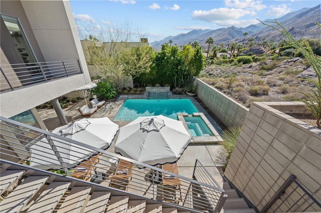 Palm Canyon (60040) - Residential