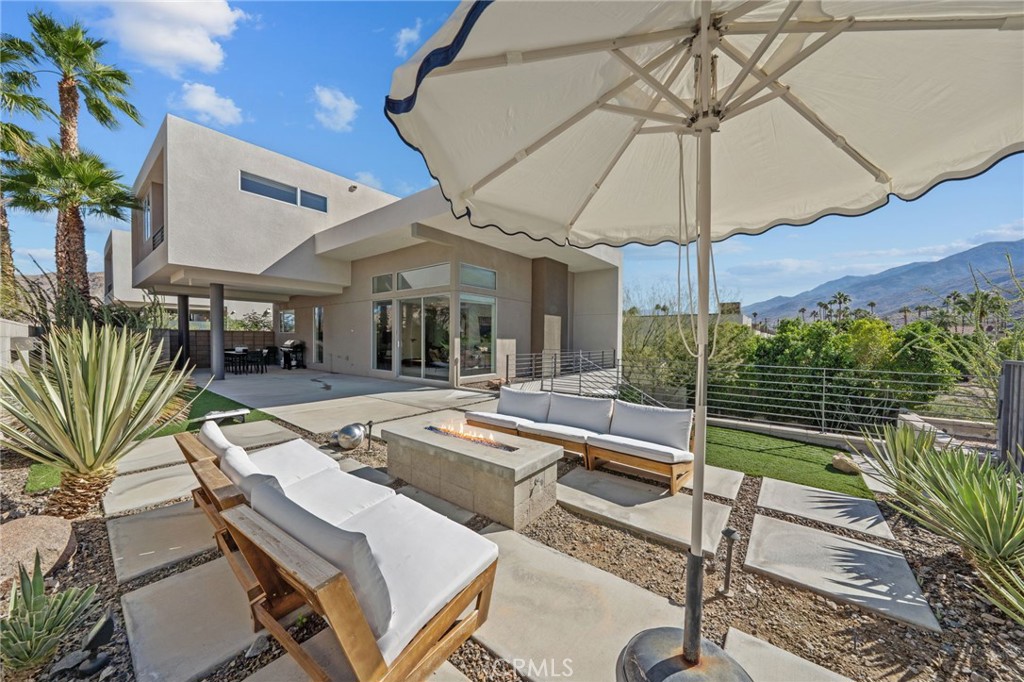 Palm Canyon (60040) - Residential