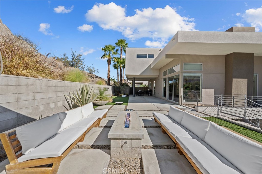 Palm Canyon (60040) - Residential