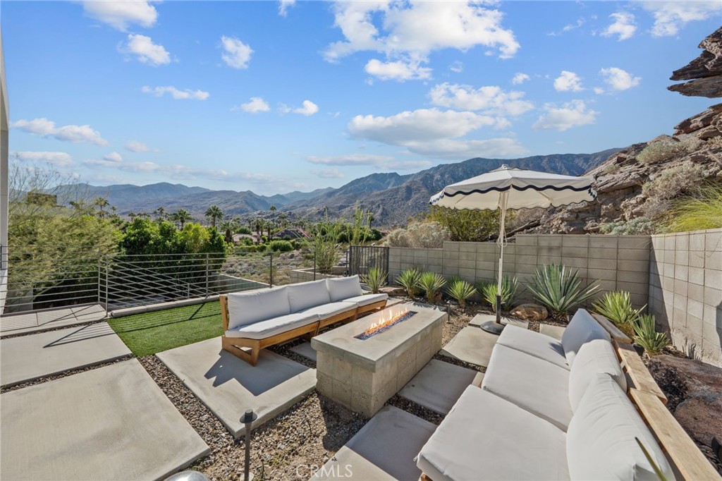 Palm Canyon (60040) - Residential