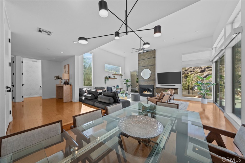 Palm Canyon (60040) - Residential