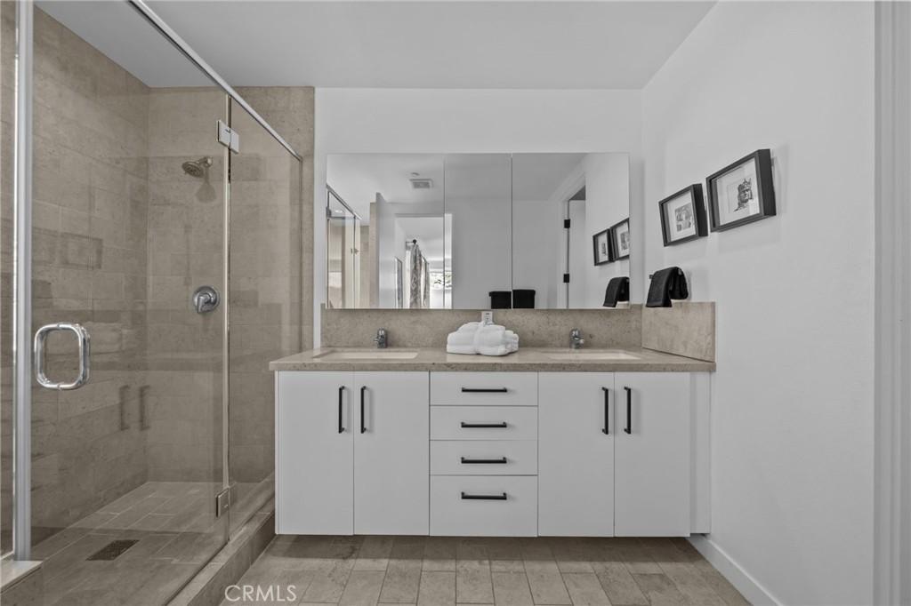 Palm Canyon (60040) - Residential