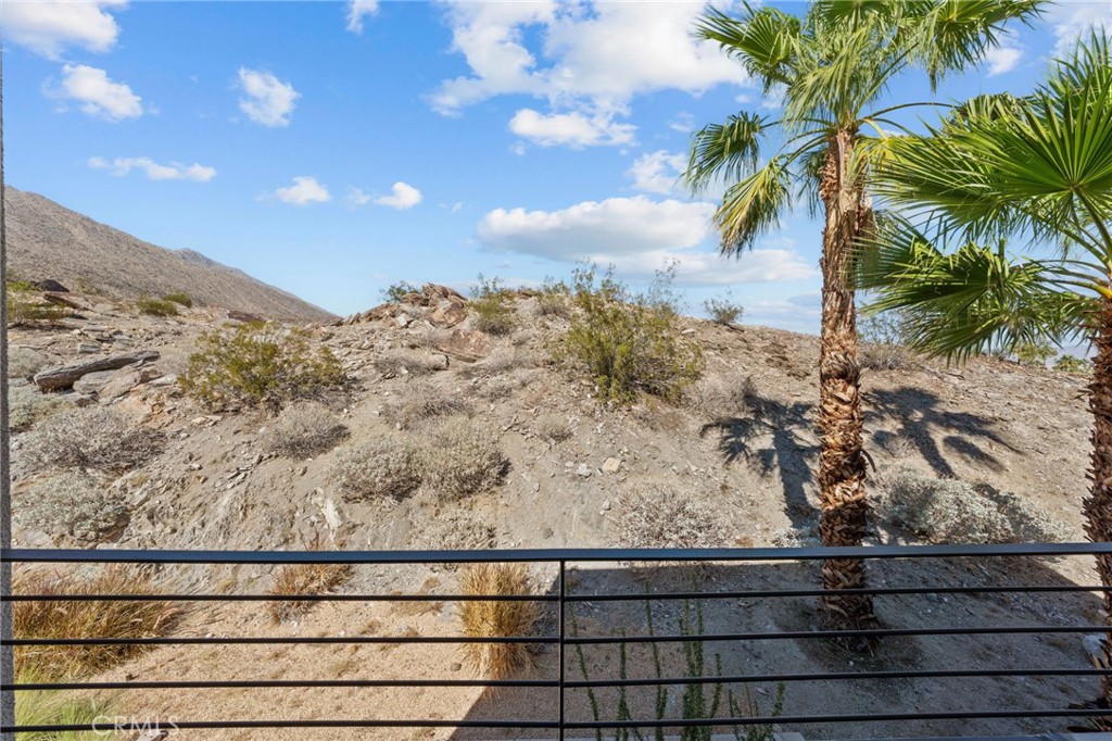 Palm Canyon (60040) - Residential