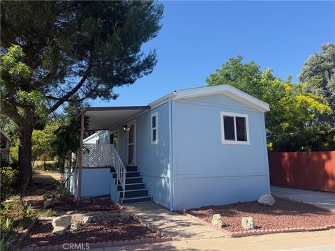 41 Via Santa Barbara Paso Robles CA 93446