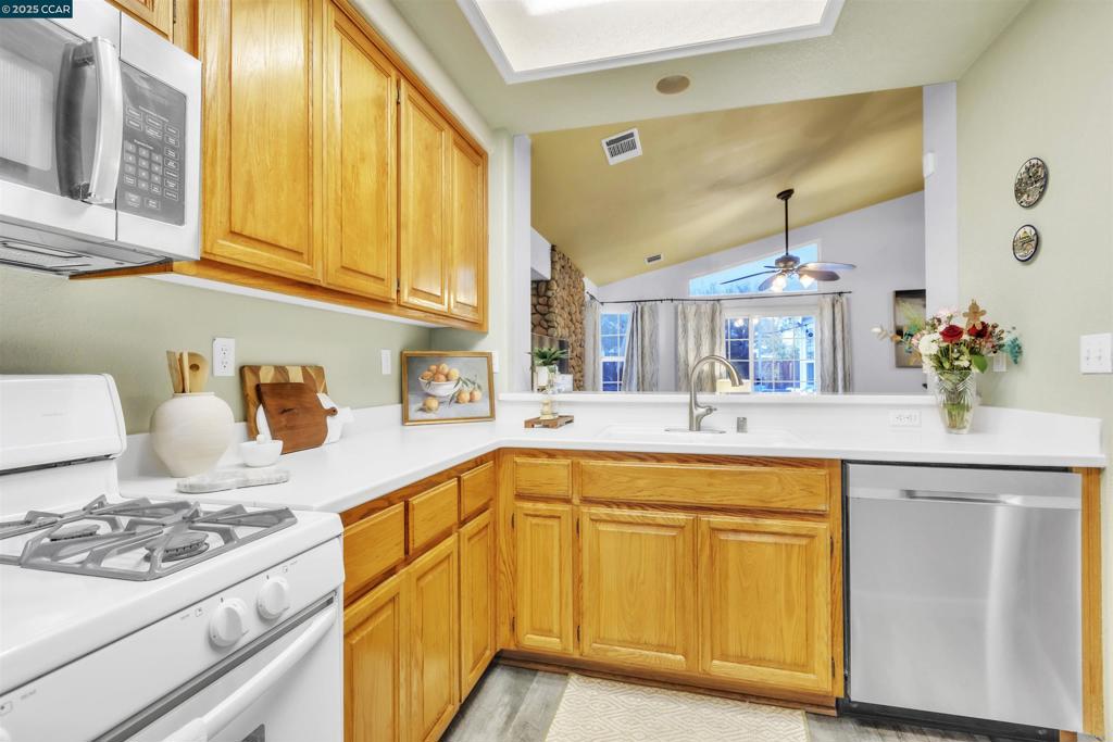 PREWITT RANCH - Residential