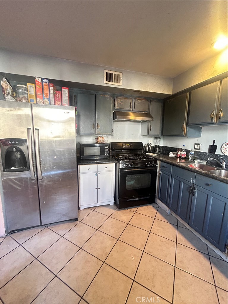 9047 Willis 5