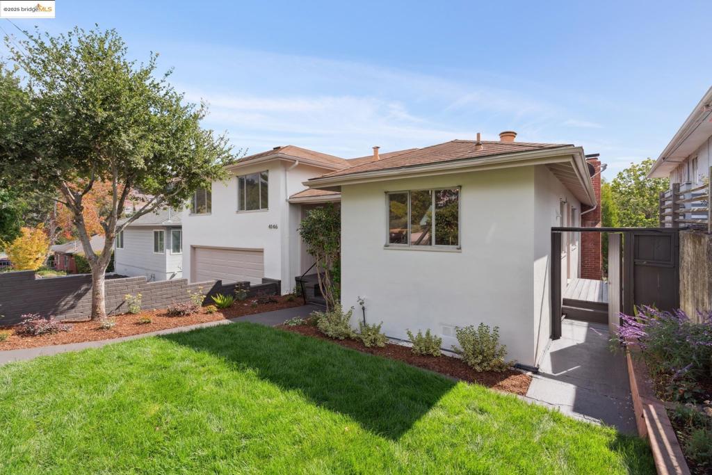 REDWOOD HEIGHTS - Residential