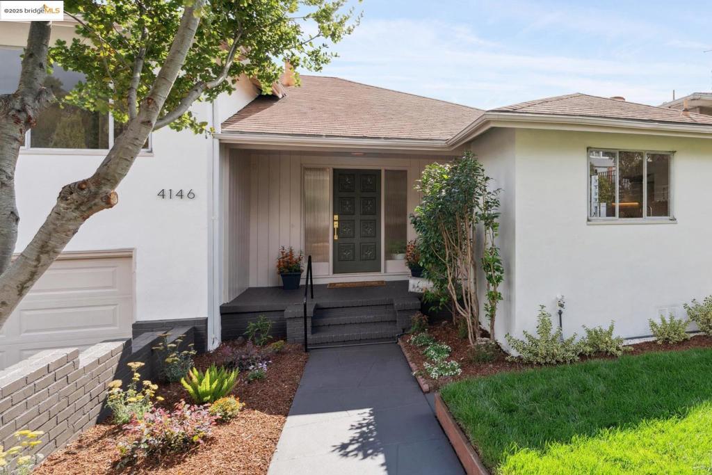 REDWOOD HEIGHTS - Residential
