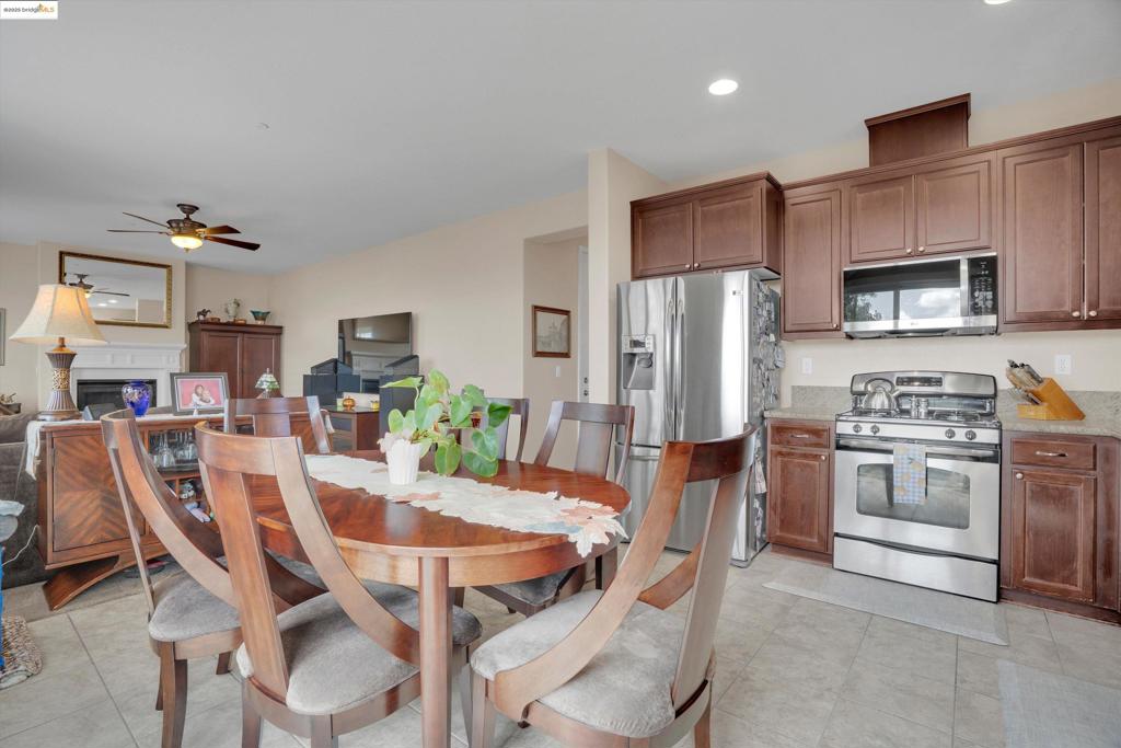 BRENTWOOD - Residential