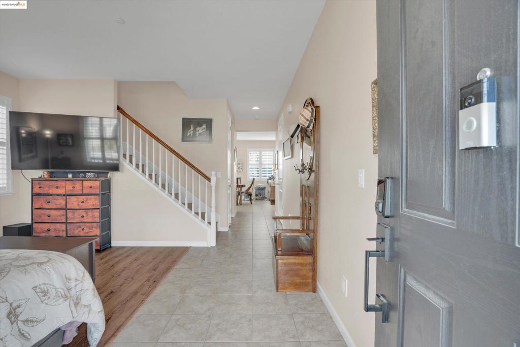 BRENTWOOD - Residential