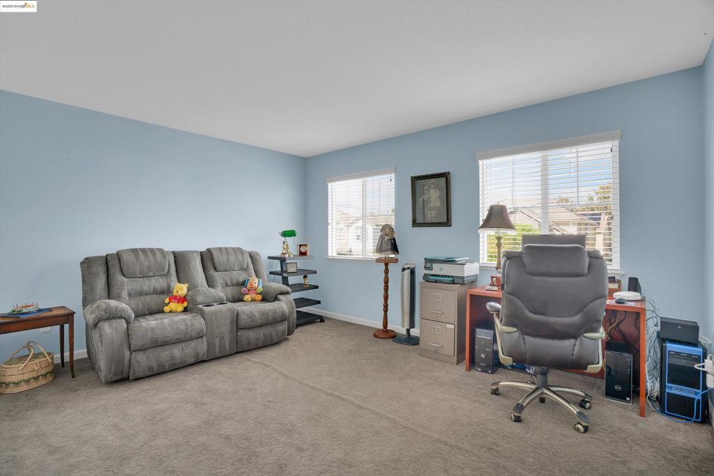BRENTWOOD - Residential