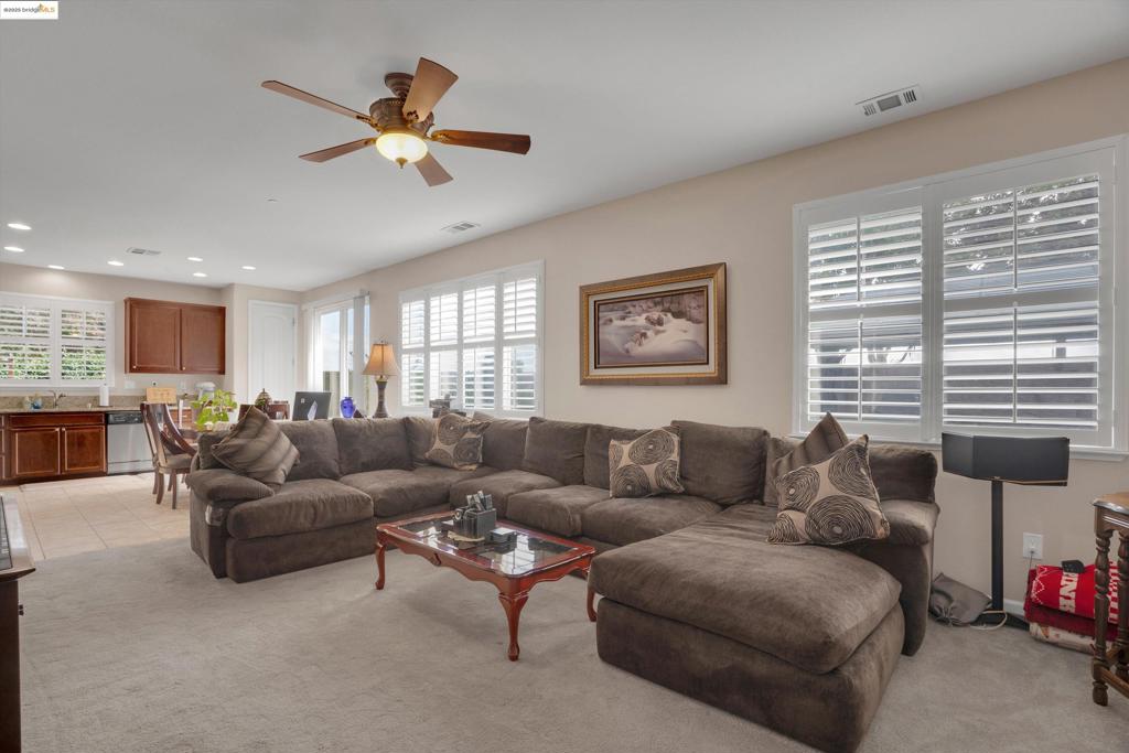 BRENTWOOD - Residential