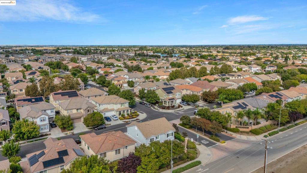 BRENTWOOD - Residential