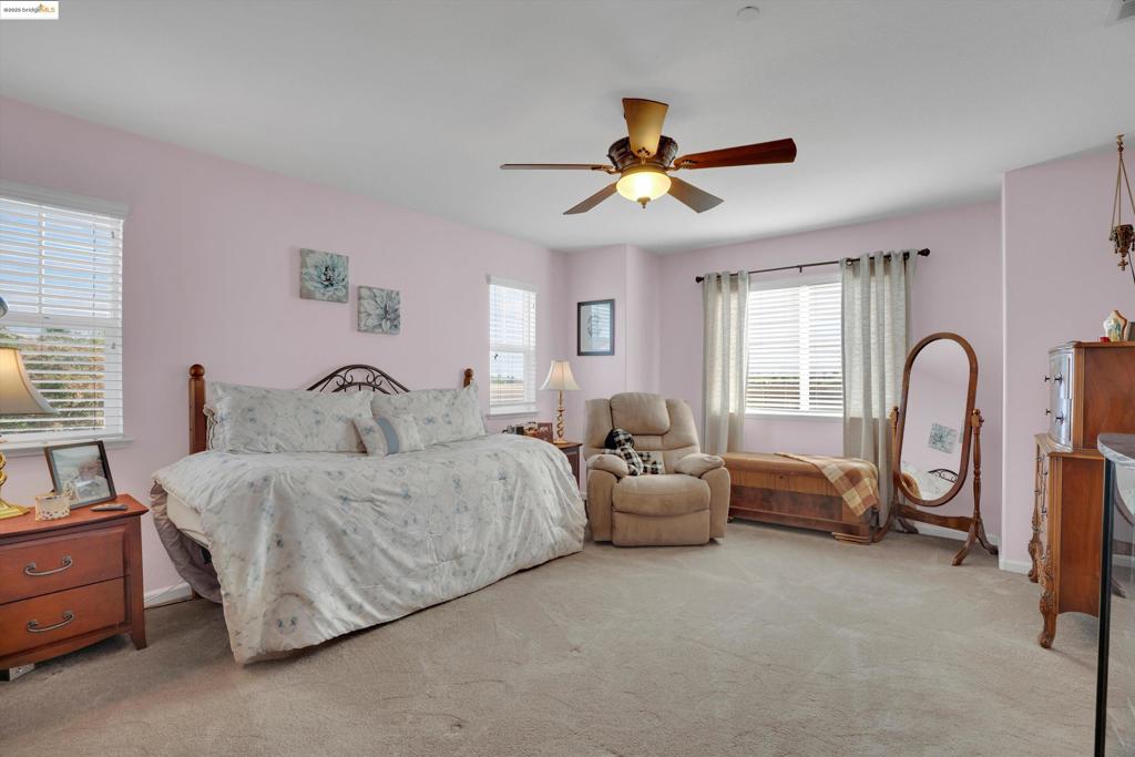 BRENTWOOD - Residential
