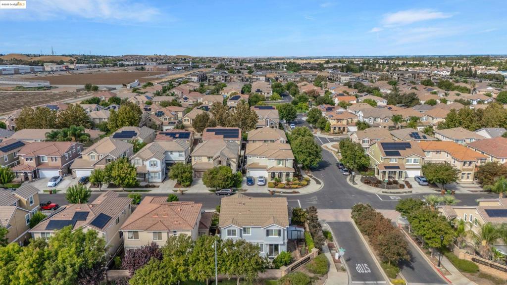 BRENTWOOD - Residential